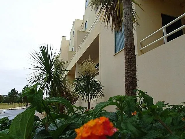 Salgados T1 アパート *