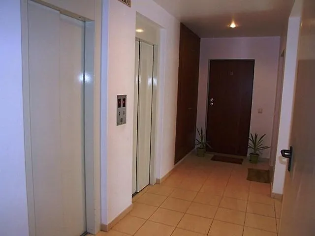 Salgados T1 아파트